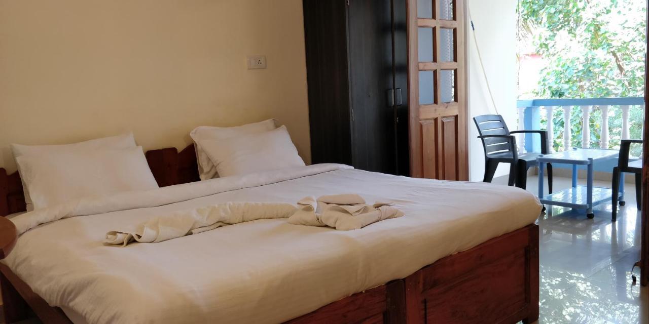 Dom'S Inn Calangute Eksteriør bilde